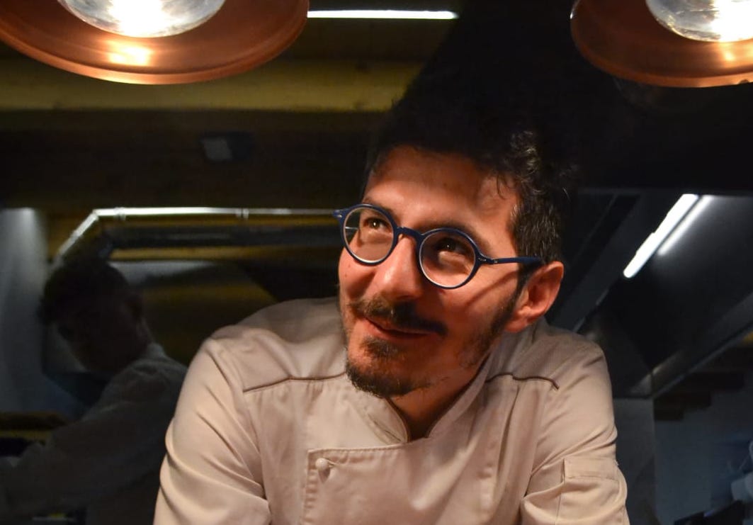 Copertina per Lo chef siriano innamorato del Collio, i sapori di Fares a Ronchi Rò